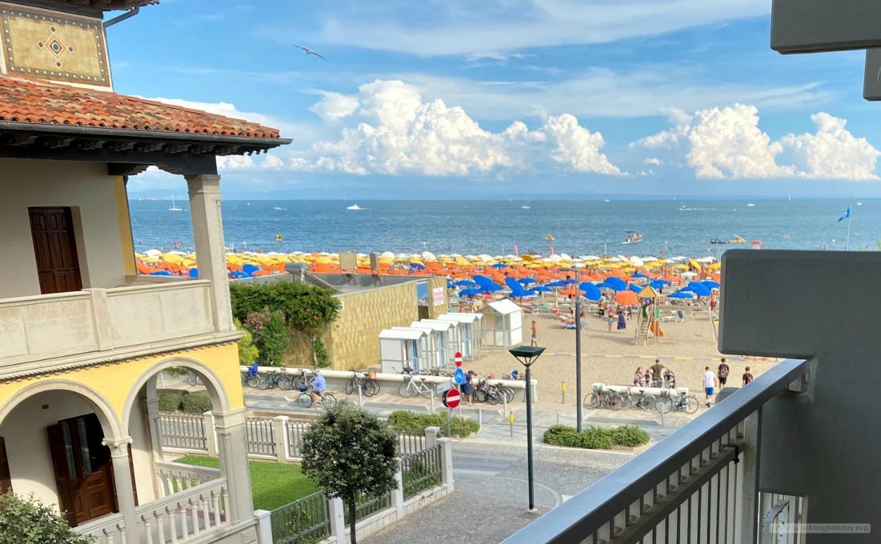 Sparkling Holiday Lignano Sabbiadoro Extérieur photo