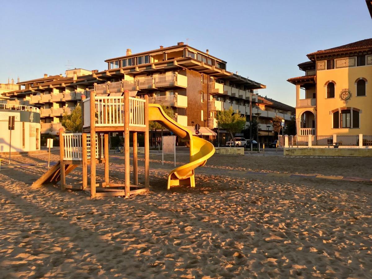 Sparkling Holiday Lignano Sabbiadoro Extérieur photo